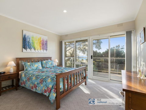 8 Broadwater Court, Cowes - Lightning Ridge Tourism 1