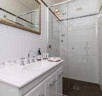 94Best Apartments - Lightning Ridge Tourism