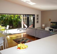 LIZZIE - Lightning Ridge Tourism