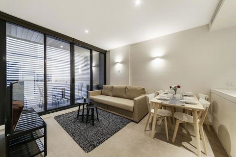 A Central & Cozy 2BR Apt Near Federation Square - Lightning Ridge Tourism 0