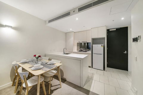 A Central & Cozy 2BR Apt Near Federation Square - Lightning Ridge Tourism 2