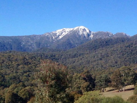 A View To A Hill - Lightning Ridge Tourism 2