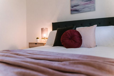 A Wave Away @ Glenelg Cosy Unit Near The Beach - Lightning Ridge Tourism 2