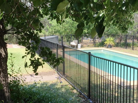 Abelia House B &B - Lightning Ridge Tourism 3