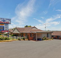 Abraham Lincoln Motel - Lightning Ridge Tourism
