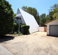 Adalene at South West Rocks - Lightning Ridge Tourism