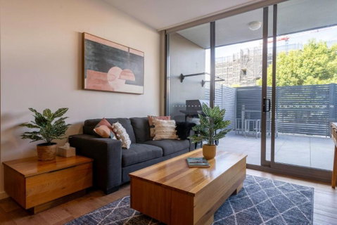 Eastside Apartment - Lightning Ridge Tourism 4