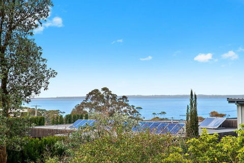 Evans Beach Retreat - Lightning Ridge Tourism 1