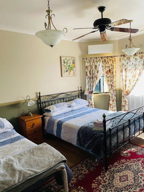 GOLDEN LACE B&B - Lightning Ridge Tourism 2