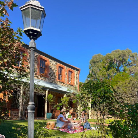 Hahndorf Luxury Retreat 5 Bedrooms For 12 Guests - Lightning Ridge Tourism 2