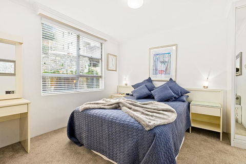 HENRY12 Self- Catering - Lightning Ridge Tourism 3