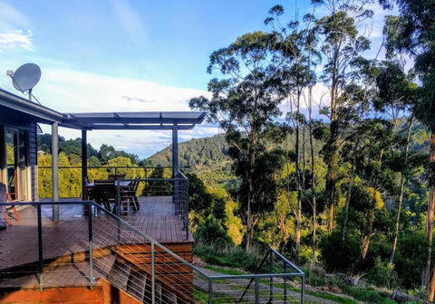 HILLSIDE HOUSE - Lightning Ridge Tourism 0