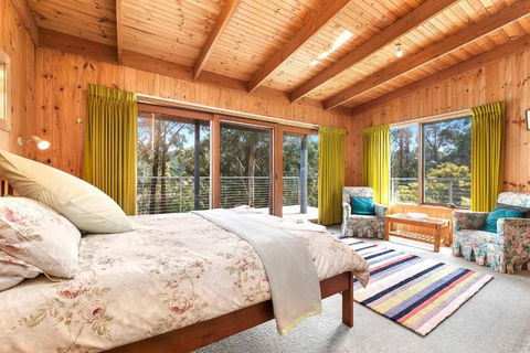 HILLSIDE HOUSE - Lightning Ridge Tourism 1