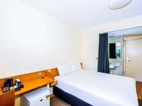 Ibis Budget Sydney Olympic Park - Lightning Ridge Tourism 2