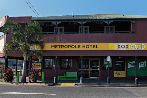 Hotel Metropole Proserpine - Lightning Ridge Tourism 1