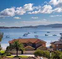 Aislinn' 3/273 Corrie Parade - air con water views BBQ - Lightning Ridge Tourism