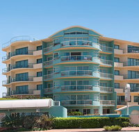 Alex Seaside Resort - Lightning Ridge Tourism