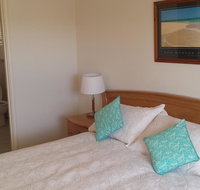 Alexander Drive B  B - Lightning Ridge Tourism