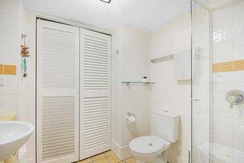 ALEXANDRA BEACH RESORT-ALEX412 - Lightning Ridge Tourism 2
