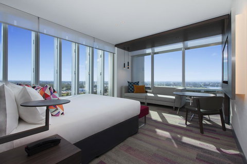 Aloft Perth - Lightning Ridge Tourism 0
