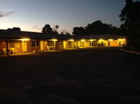Book Uralla Accommodation Vacations Lightning Ridge Tourism Lightning Ridge Tourism