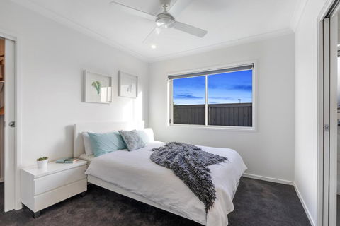 Amber House - Lightning Ridge Tourism 0