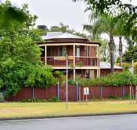 Anchorage Guest House and Self-contained Accommodation - Lightning Ridge Tourism