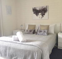 Aquarius Batehaven - Lightning Ridge Tourism