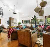 Aquila Retreat Mansion - Lightning Ridge Tourism
