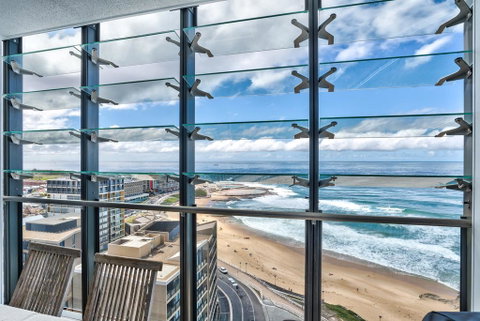 Arena, Unit A1205/75 Shortland Esplanade - Lightning Ridge Tourism 0