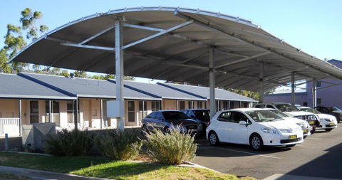 Mackellar Motel - Lightning Ridge Tourism 2