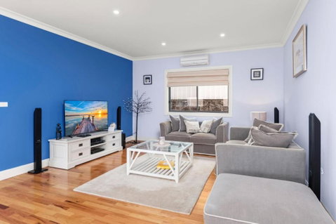 Nelson Bay Aqua Haven - Lightning Ridge Tourism 3