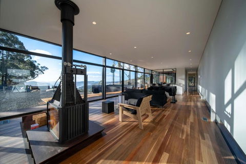 Mountain Top Snug, House Itas - Lightning Ridge Tourism 1