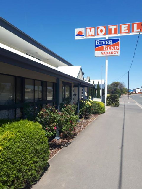 Motel Riverbend - Lightning Ridge Tourism 1