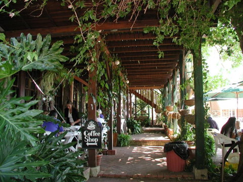 Mundaring Weir Hotel - Lightning Ridge Tourism 2