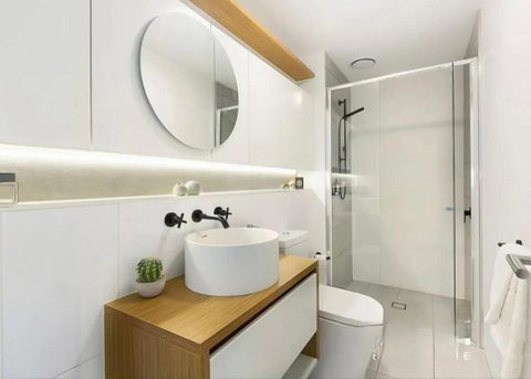Myhome Apartment - Lightning Ridge Tourism 1