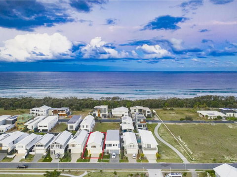 Nautilus Ocean Breeze - Lightning Ridge Tourism 1