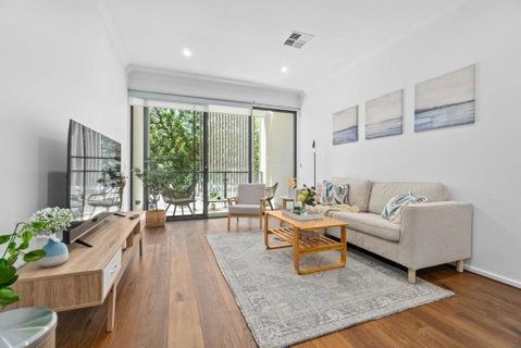 New Luxury Stylish Elegant Townhouse For Families - Lightning Ridge Tourism 0