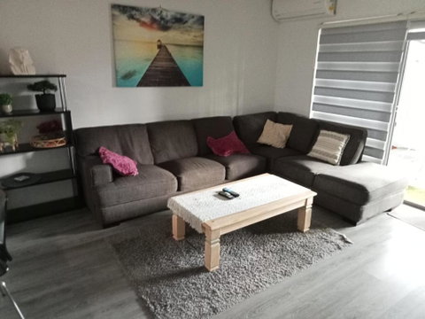 Nice 2X1 Apartment - Lightning Ridge Tourism 3