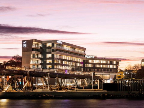 Novotel Devonport - Lightning Ridge Tourism 3