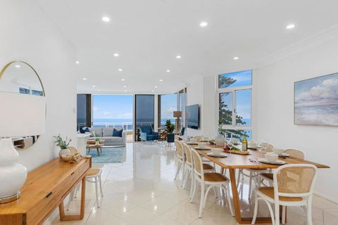 Ocean Vista Escape - A Lofty Beachfront Penthouse - Lightning Ridge Tourism 2