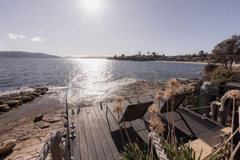 Oceanview Oasis In Opossum Bay - Lightning Ridge Tourism 0
