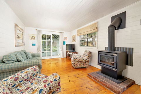Orchard Cottage Alpine Southern Highlands - Lightning Ridge Tourism 1
