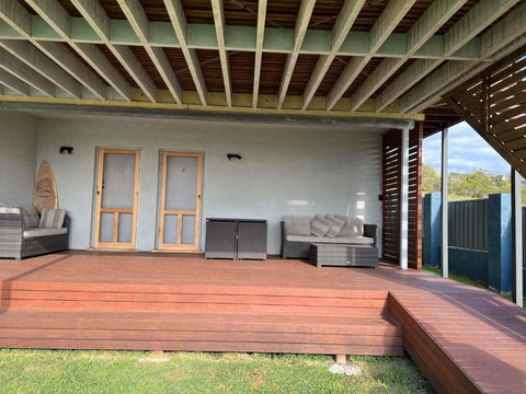 One Bedroom CBD Unit, Walk To Beaches & Cafes - Lightning Ridge Tourism 2