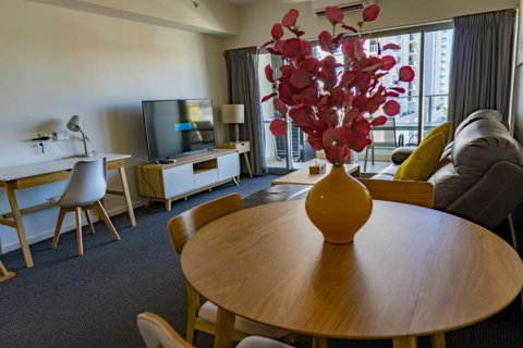 Pandanas Apt 1 (U Will Love It) - Lightning Ridge Tourism 2