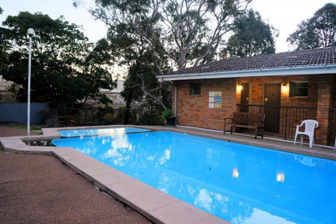 Panorama Motor Inn - Lightning Ridge Tourism 0