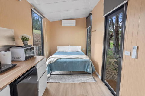 Pedlar Creek Tiny House By Tiny Away - Lightning Ridge Tourism 3