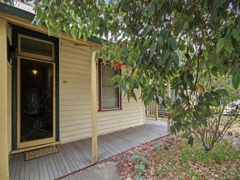 Pemberton - Lightning Ridge Tourism 2