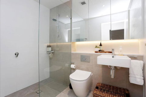 Perfect Large One Bedroom Plus Study - ALB09518 - Lightning Ridge Tourism 2