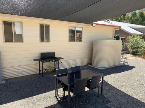 Pinnacle Views - Lightning Ridge Tourism 3